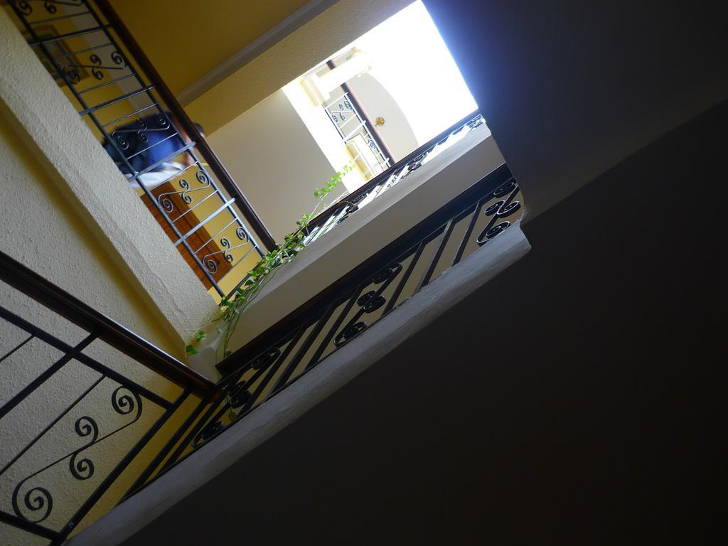 Hostal El Centro Huesca Extérieur photo