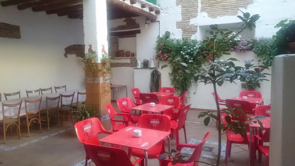 Hostal El Centro Huesca Extérieur photo